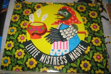 [ ]: Little Mistress Magpie