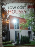 Mira, Oscar: Low Cost Houses (Architecture & Design)
