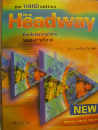 Soars, Liz.; Soars, John: New Headway Pre-Intermediate. Student's book + Workbook with key